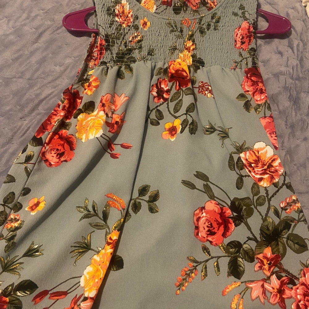 Grey-Blue Tank Top with Flower Print